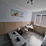 Goscinne Alis Δωμάτια σε οικογενειακή κατοικία *