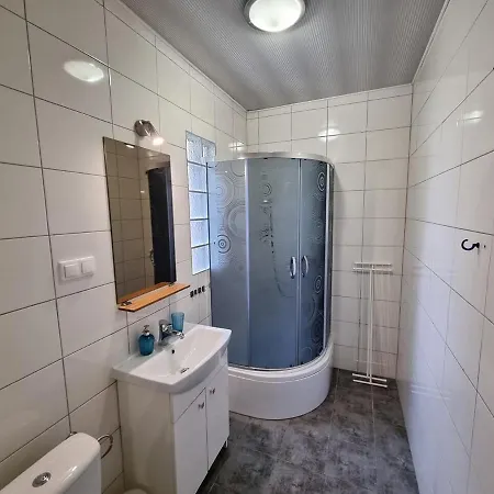 Проживание в семье Goscinne Alis